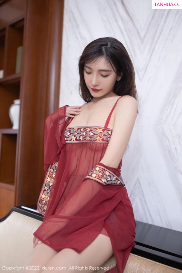 陆萱萱  [XiuRen]高清写真图 2022.05.19 No.5033 陆萱萱第9张图片